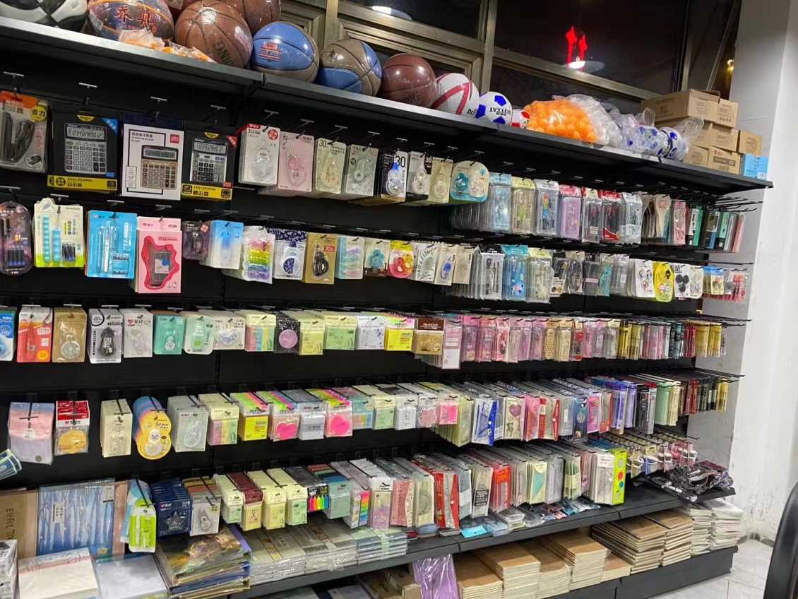 文具货架案例